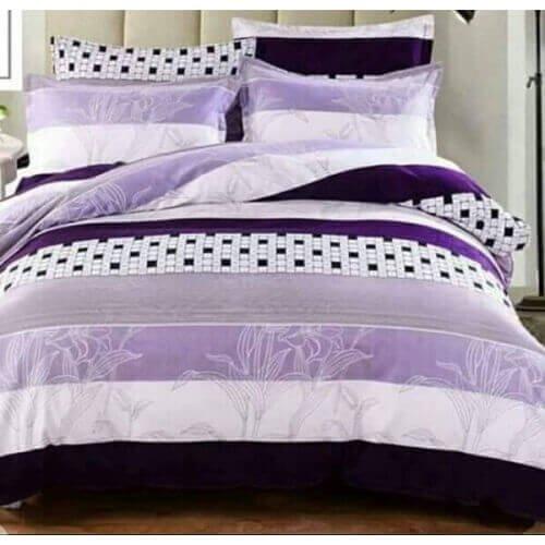 7 by 7 King Size Bedding Set with Duvet and 4 pillowcases